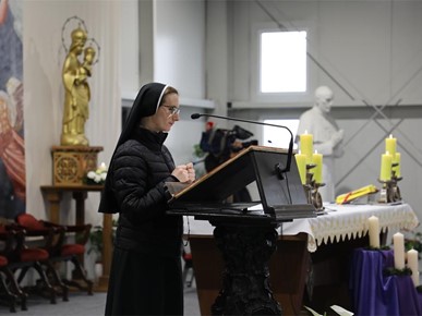 /A/2025/11/Prijenos relikvija/[UŽIVO] Prijenos relikvija bl. Alojzija Stepinca u Krašić (3).JPG